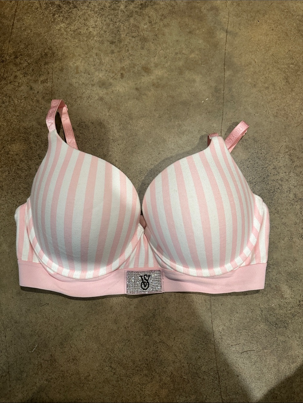 Victoria’s Secret 36D Pink & White Striped push up full coverage